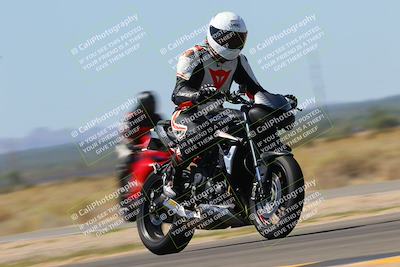 media/Sep-25-2023-Moto Forza (Mon) [[81ffa65e0a]]/B-C Group/Session 3 (Turns 16 and 17 Exit)/